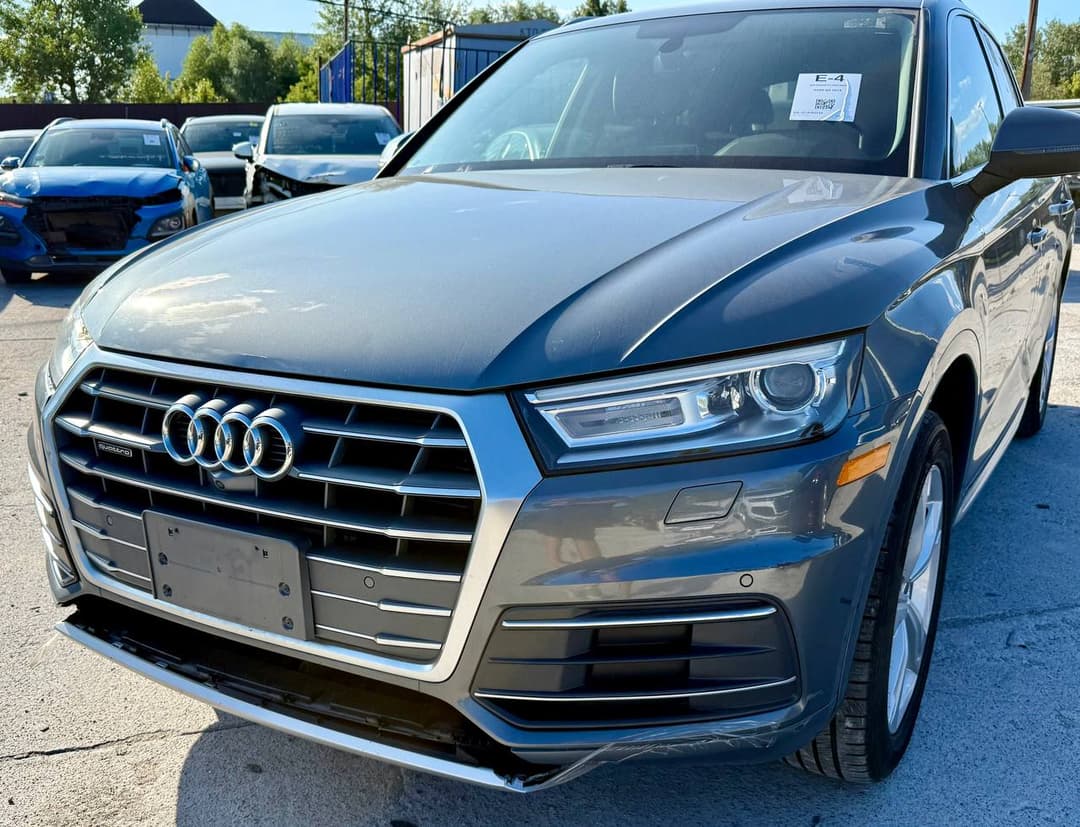 2017 AUDI Q5 Premium Сірий - Бензин Позашляховик - зображення 1