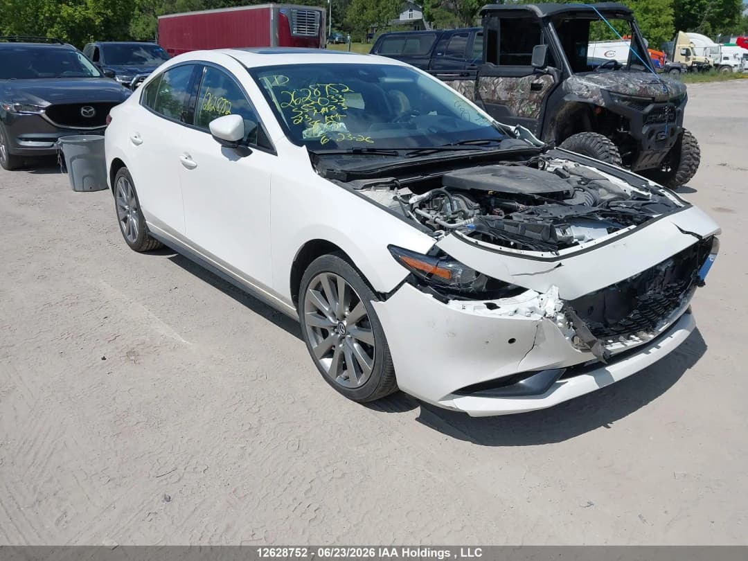 2022 MAZDA 3 GT Білий - Бензин Седан - зображення 1
