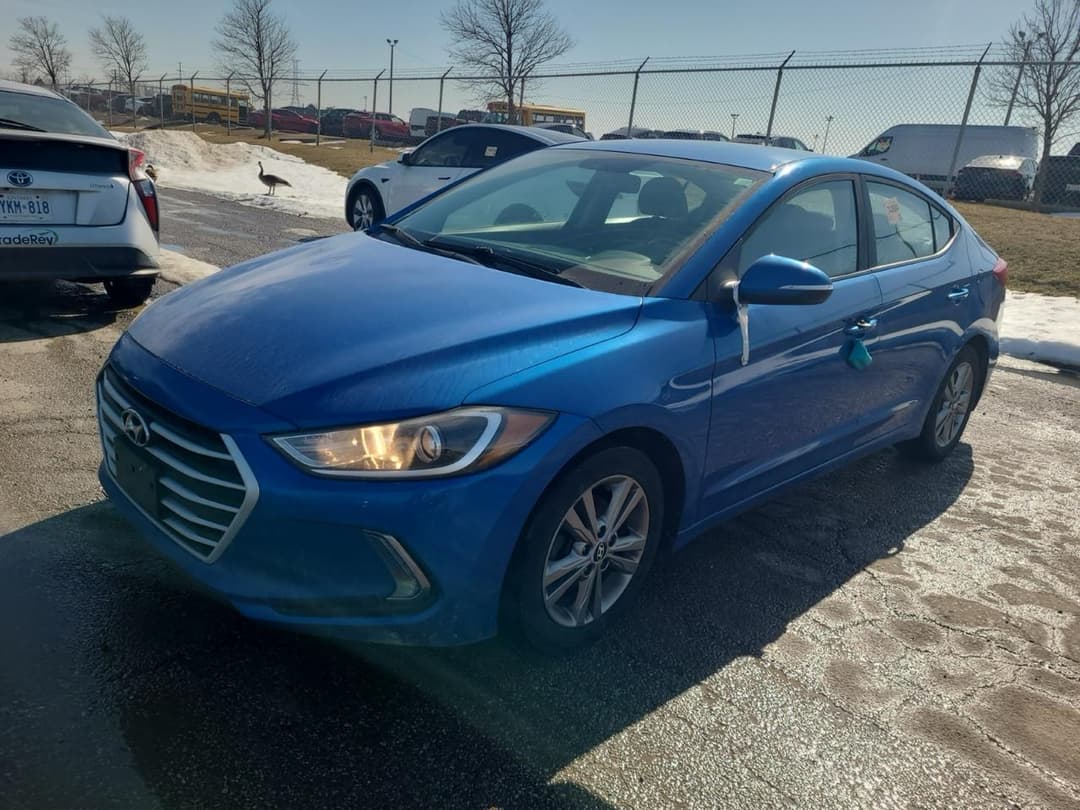 2017 HYUNDAI ELANTRA Синий - Бензин Седан - изображение 1