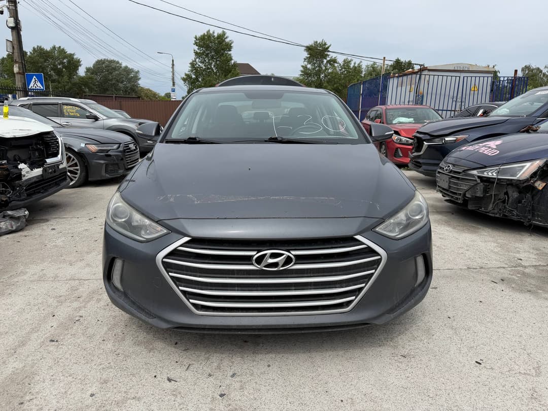 2016 HYUNDAI ELANTRA Gray - Gasoline Sedan - image 1