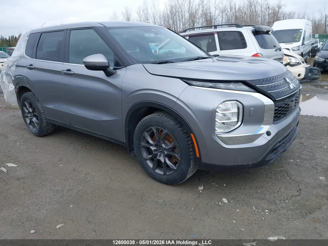 2022 MITSUBISHI OUTLANDER Gray - Gasoline SUV - image 1