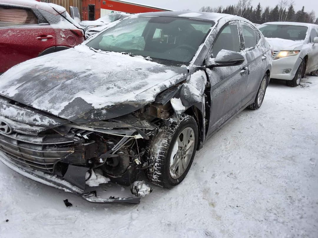 2019 HYUNDAI ELANTRA Серый - Бензин Седан - изображение 1