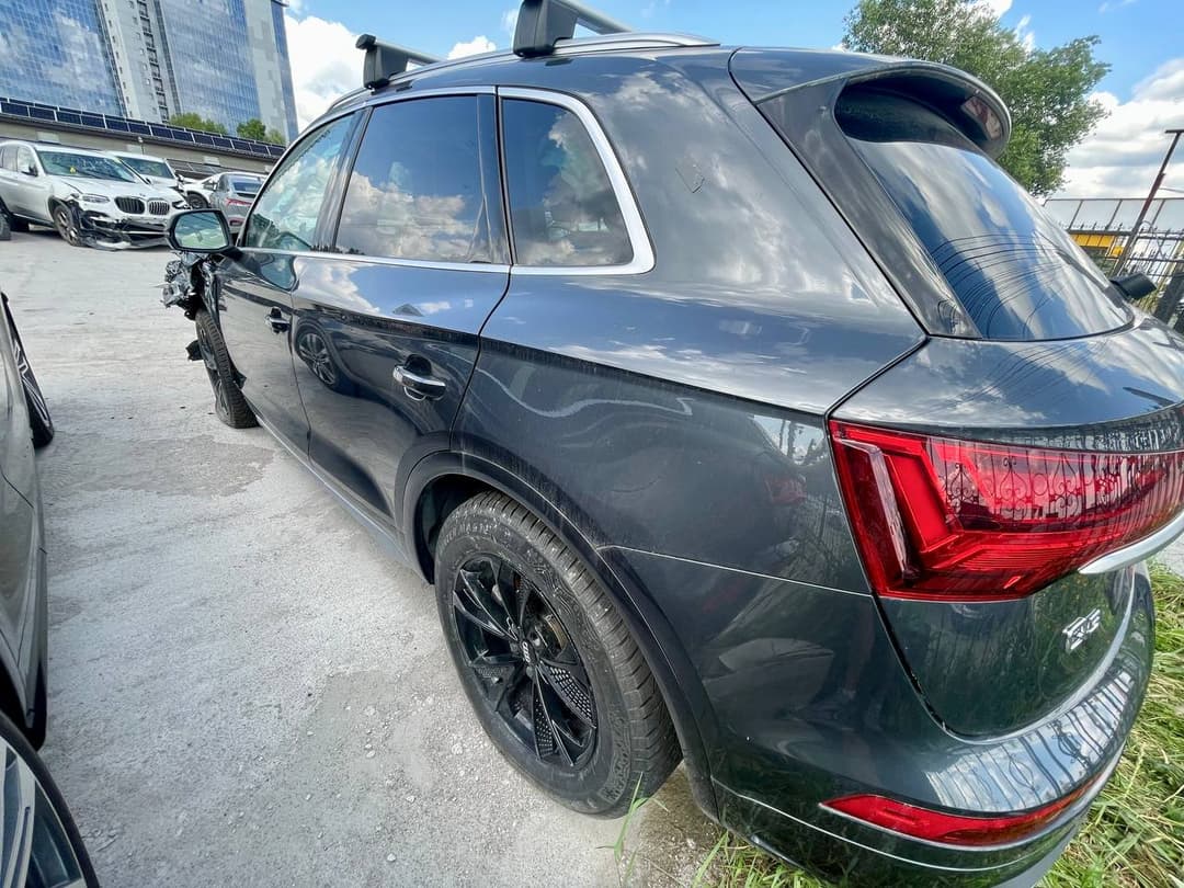 2023 AUDI Q5 PREMIUM 40 Сірий - Бензин Позашляховик - зображення 1
