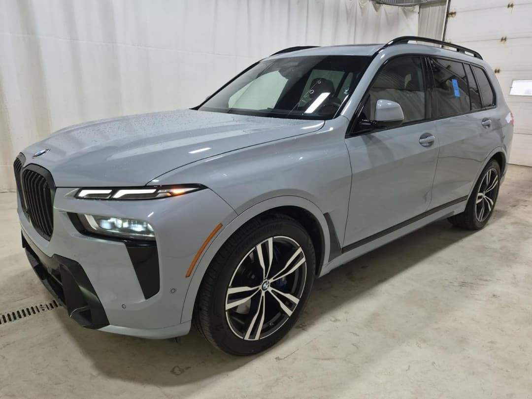 2023 BMW X7 xDrive40i Сірий - Бензин Позашляховик - зображення 1